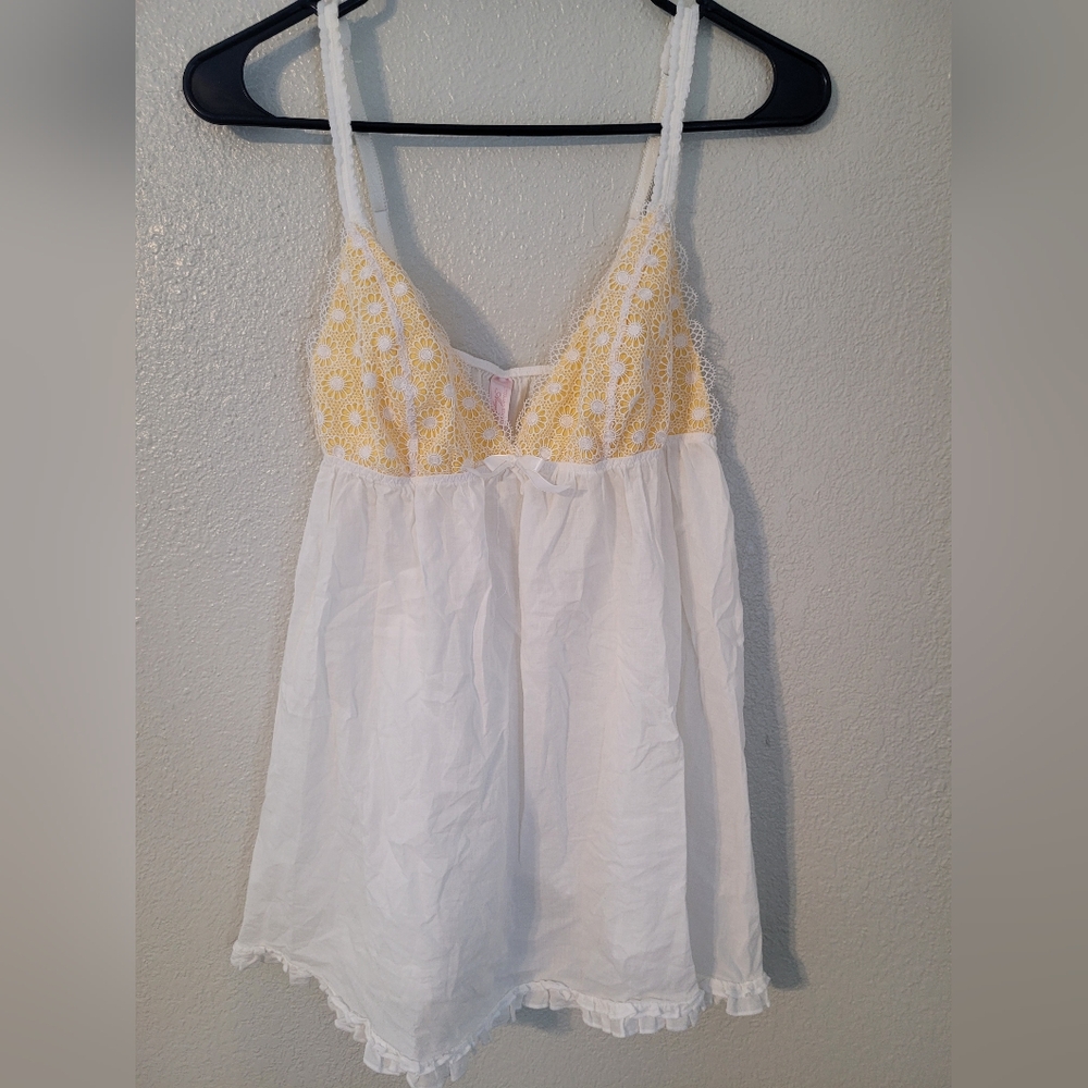VTG 2007 Victoria's Secret Angels White & Yellow Daisy Lace Babydoll Cami L